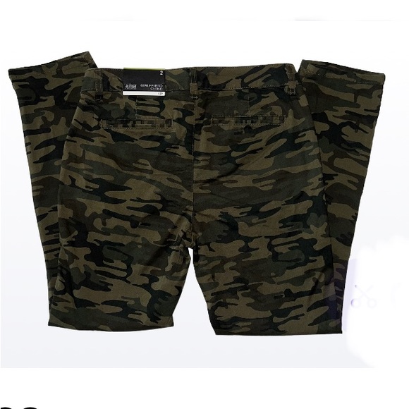 a.n.a Girlfriend Chino Camo Pants Women’s Sz 2, NWT - Picture 2 of 4